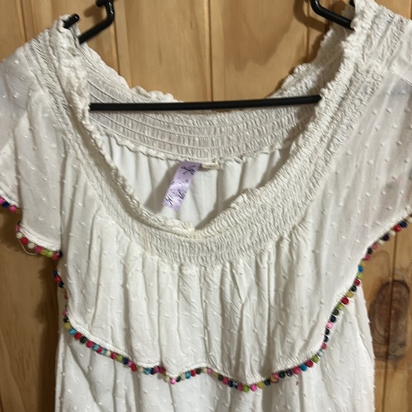 Alya White Flutter Sleeve Ruffled Blouse - Picture 5 of 5